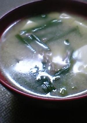にらと挽肉のお味噌汁-レシピのメイン写真