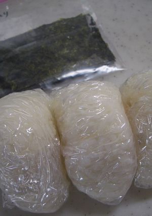 *三角おにぎり-レシピのメイン写真