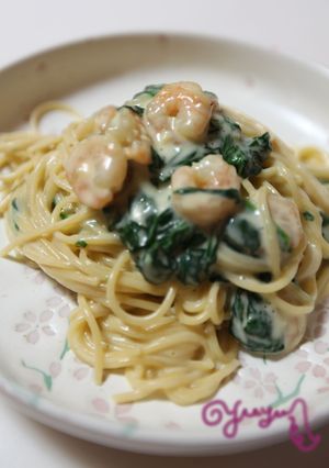 ほうれん草と海老の＊簡単クリームパスタ-レシピのメイン写真