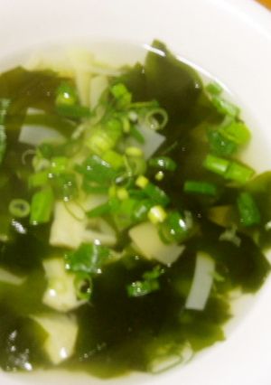 ヘルシー！たけのことわかめの中華スープ-レシピのメイン写真
