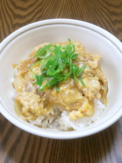 簡単美味しい☆お酢でさっぱり玉子丼-レシピのメイン写真
