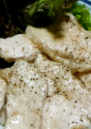 驚きの柔らかさ！鶏ムネ肉で塩胡椒レモン-レシピのメイン写真