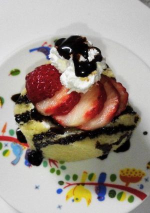 簡単!市販のオムレットでショートケーキ-レシピのメイン写真