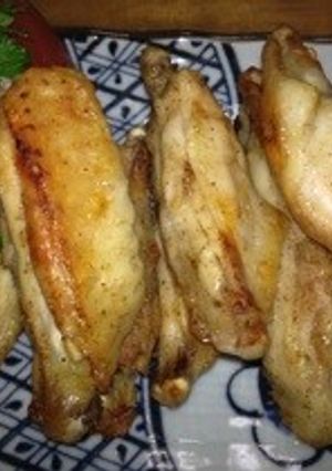 鶏手羽中の塩コショウ☆ガーリック焼き-レシピのメイン写真