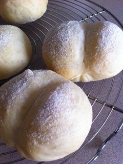 さつまいもdeふんわり白パン-レシピのメイン写真