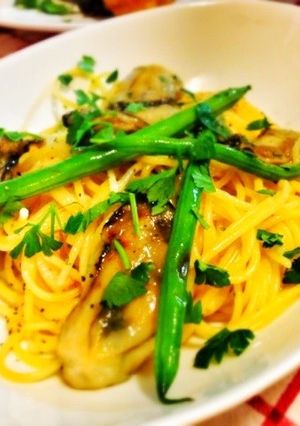 牡蠣とインゲンのパスタ ガーリックオイル-レシピのメイン写真