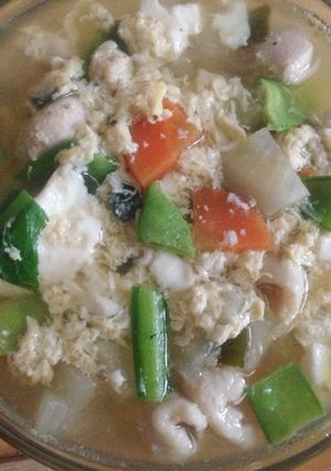 野菜と舞茸と溶き卵の鰹昆布出汁湯豆腐-レシピのメイン写真