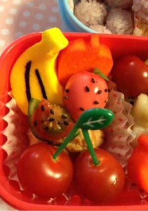 キャラ弁に簡単はんぺんでバナナやリンゴ-レシピのメイン写真