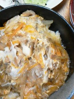 きんぴらごぼうの残りで卵とじ丼-レシピのメイン写真