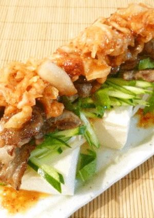 キムチ焼肉のせ冷奴♪-レシピのメイン写真