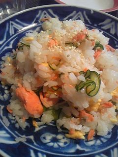 鮭と鶏そぼろのちらし寿司-レシピのメイン写真
