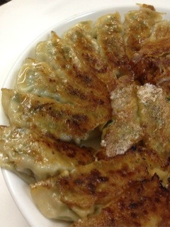 豚肉とニラがたっぷりなウチの餃子^ ^-レシピのメイン写真
