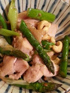 鶏肉とアスパラのオイスターソース炒め-レシピのメイン写真
