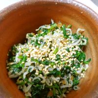 基本からアレンジまで！思わずつくりたくなる「大根の間引き菜レシピ