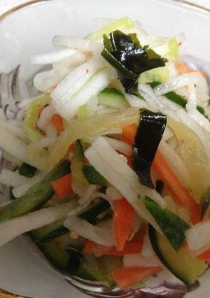 クラゲと野菜いっぱいの酢の物-レシピのメイン写真