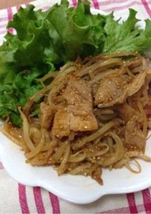 もやしと豚肉の甘辛コチュジャン炒め-レシピのメイン写真