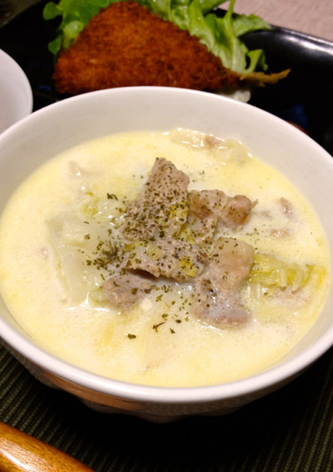 白菜と豚肉のとろとろミルクスープ♪-レシピのメイン写真