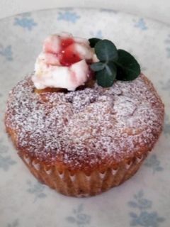 クリームチーズと苺のマフィン-レシピのメイン写真
