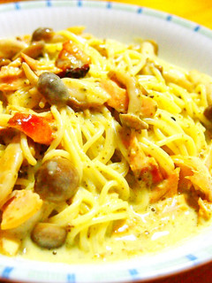 バジル風味の鮭ときのこのクリームパスタ♪-レシピのメイン写真