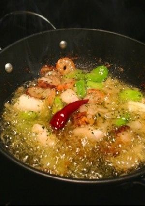 【冷凍で簡単】豆と魚貝アヒージョオイル煮-レシピのメイン写真