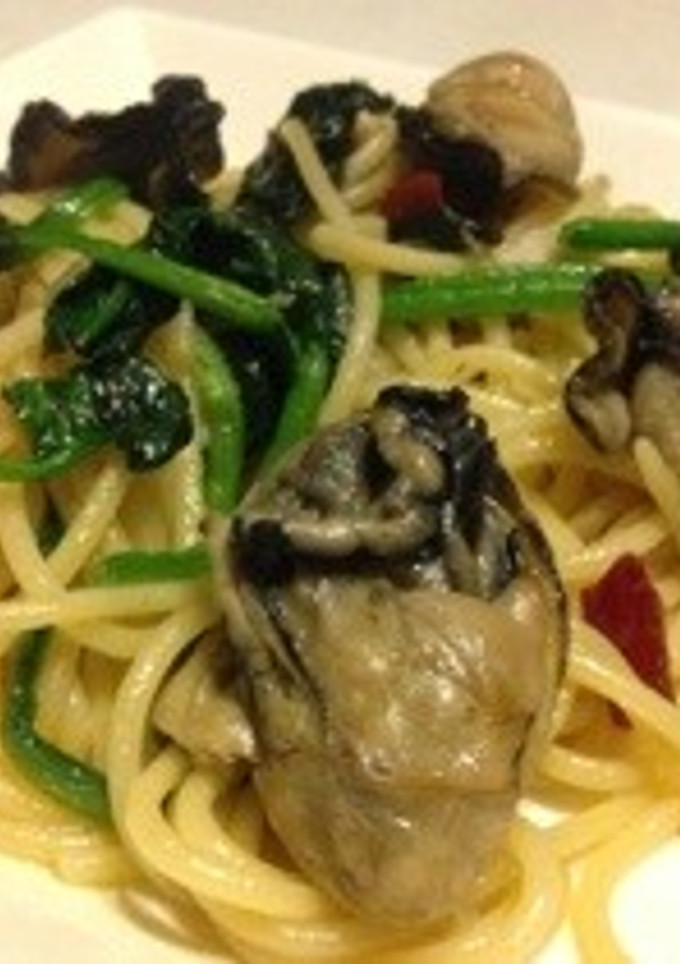 牡蠣のオイル煮とほうれん草のパスタ-レシピのメイン写真
