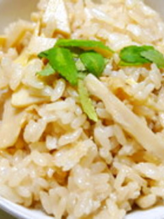 【食いしん坊】大盛りたけのこご飯【万歳】-レシピのメイン写真