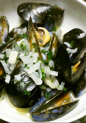 お酒にぴったり。ムール貝のマリニエール-レシピのメイン写真