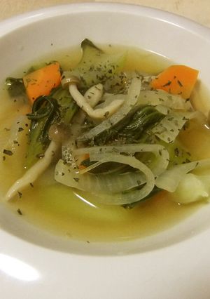 野菜たっぷりのコンソメスープ-レシピのメイン写真