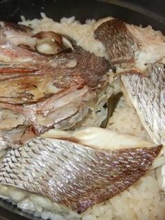 STAUBで 鯛飯-レシピのメイン写真