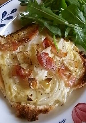 食パンとヨーグルトで簡単タルト・フランベ-レシピのメイン写真