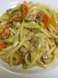 簡単めんつゆと白ねぎで焼きうどん-レシピのメイン写真