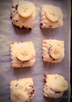 卵なしで簡単♪バナナのせチョコスコーン-レシピのメイン写真