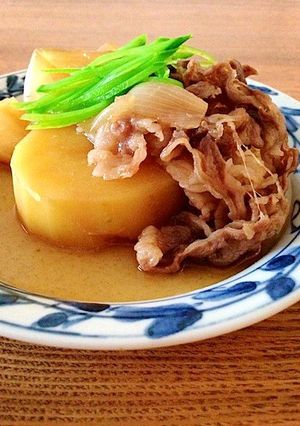 新じゃがと新玉ねぎの美味しい肉じゃが-レシピのメイン写真