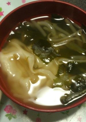 冷凍餃子などで、簡単中華スープ♪-レシピのメイン写真