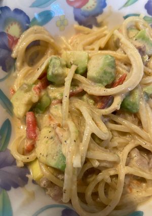 アボカドとトマトのあっさりクリームパスタ-レシピのメイン写真