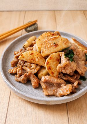 おかわり確定！豚こまと長芋の梅しそ炒め-レシピのメイン写真