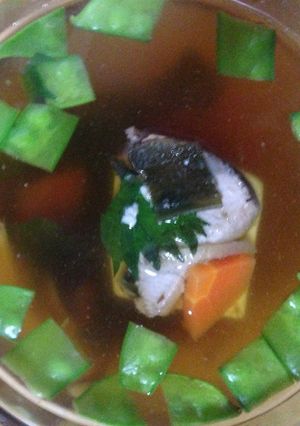 鰹と豆腐と人参と茸と昆布のスープ　隠元添-レシピのメイン写真