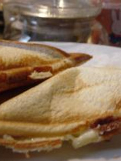 ◆休日にはやっぱり簡単★ホットサンド◆-レシピのメイン写真