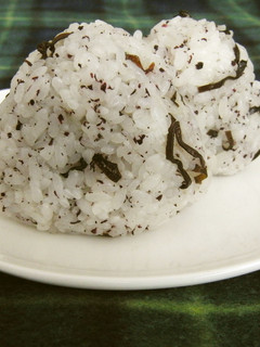 おにぎり大好き★②ゆかり塩昆布味-レシピのメイン写真