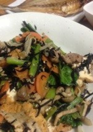 厚揚げと小松菜のひじき炒め-レシピのメイン写真
