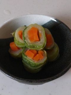 レンチン*白菜と人参のロールお浸し-レシピのメイン写真