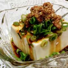 A picture of ピリ辛が旨い！中華風冷やっこ.