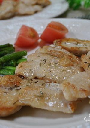 鶏むね肉のタイム入りムニエル　-レシピのメイン写真