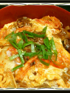 キム玉丼⇒『焼き鳥の缶詰』でキムチ親子丼-レシピのメイン写真