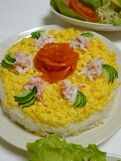 サーモンのバラでキュートなお寿司ケーキ♡-レシピのメイン写真