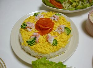 サーモンのバラでキュートなお寿司ケーキ♡-レシピのメイン写真