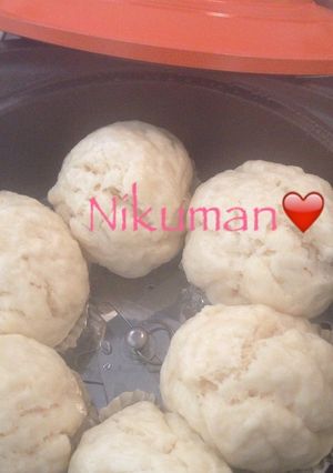 中身はシュウマイ♡ 簡単ふっくら肉まん♪-レシピのメイン写真