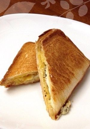 簡単洗い物無し！バウルー玉子ホットサンド-レシピのメイン写真