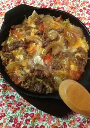 簡単すき焼き卵★春キャベツとトマト新玉-レシピのメイン写真