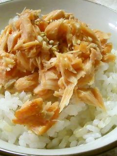 鮭ご飯 by うっし〜 【クックパッド】 簡単おいしいみんなの